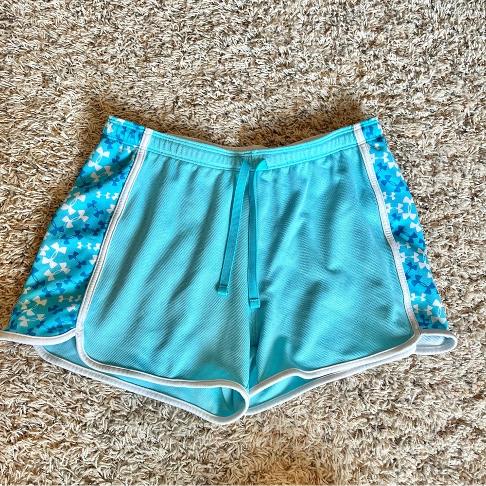 Under Armour - Junior’s Logo Shorts (S)